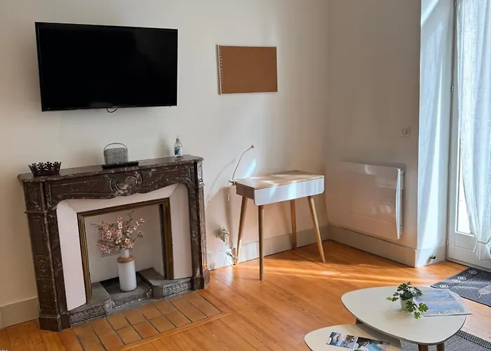 Le Vivaldi 33 M - Parking *